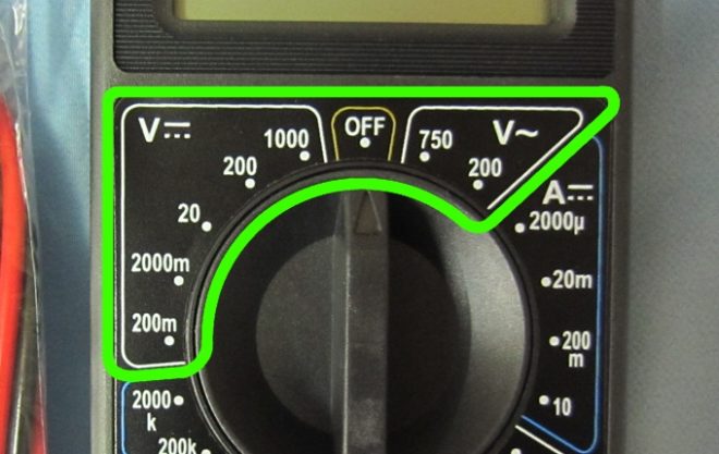 DC and AC current on the scale of the multimeter